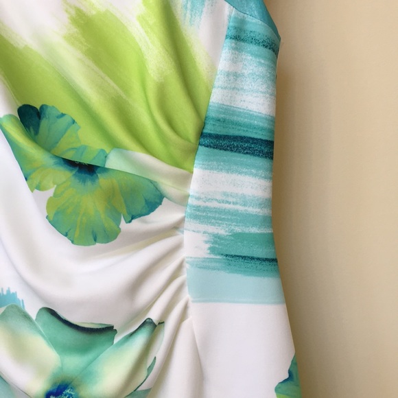 Calvin Klein Beautiful Dress - Picture 2 of 8